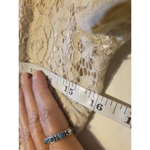 Lace Floral Dress Beige Knee Length Size S Lined Stretch Short Sleeve Romantic - Picture 9 of 11